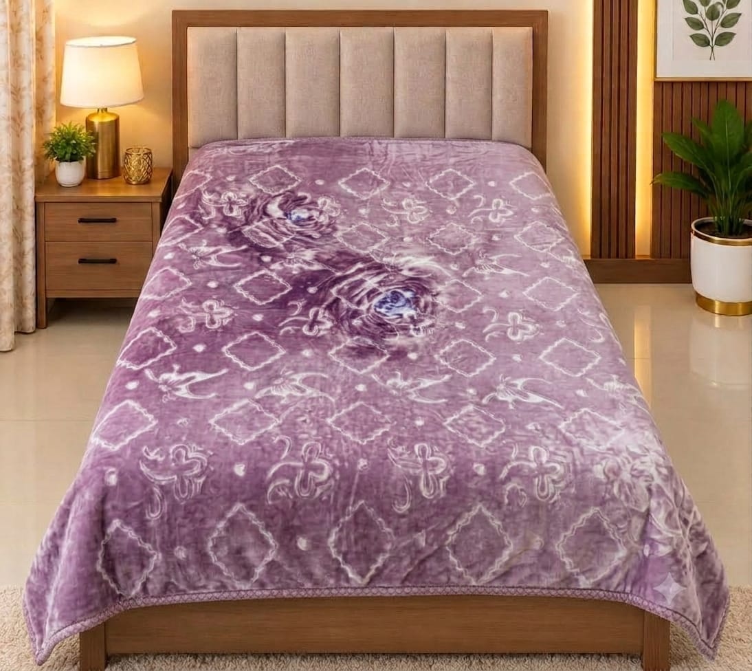 Mauve Purple Diamond Print Single Blanket